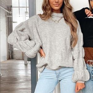Clear blue sky sweater in gray- vestique